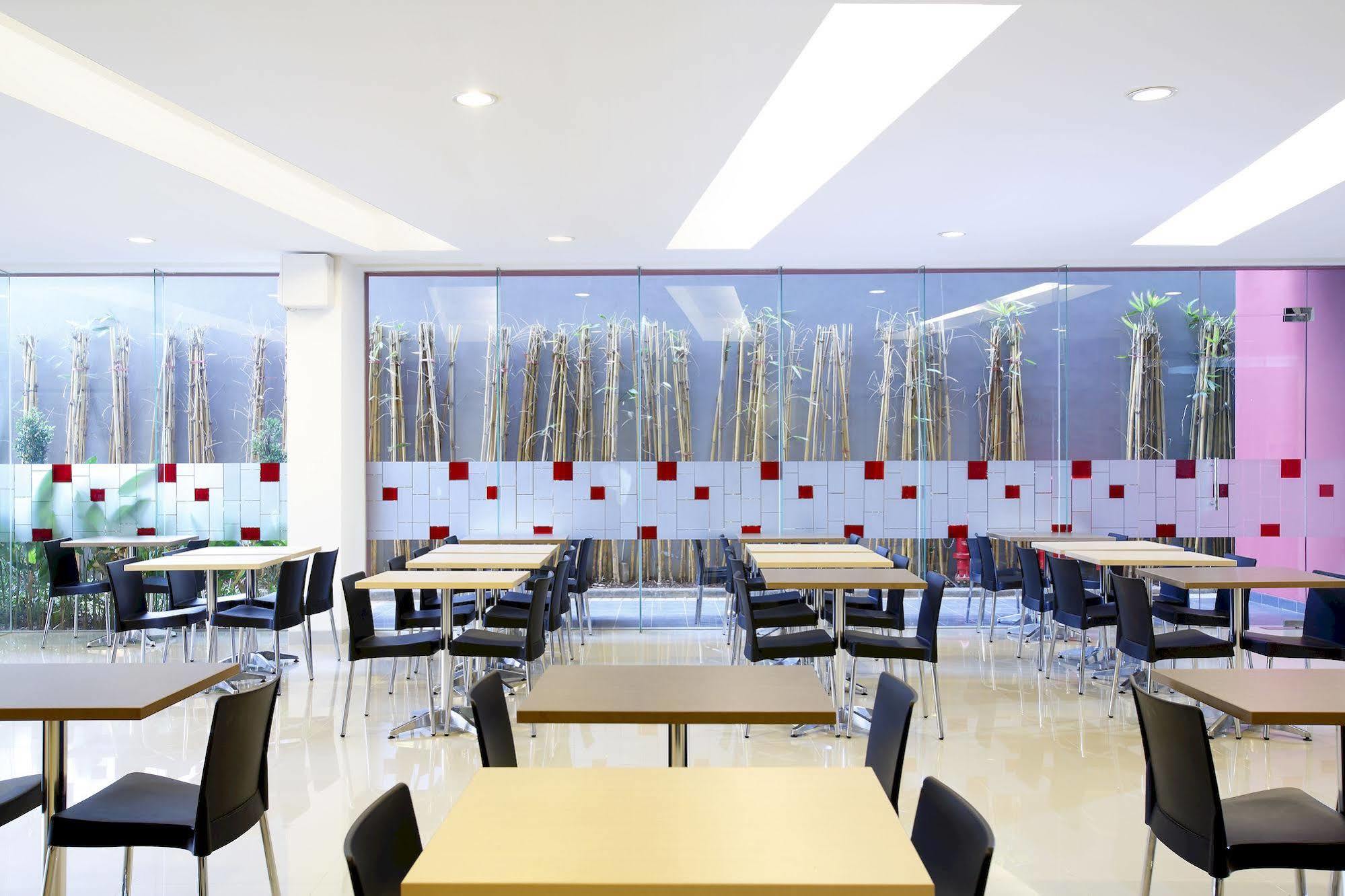 Amaris Hotel Pancoran Jakarta Exteriér fotografie